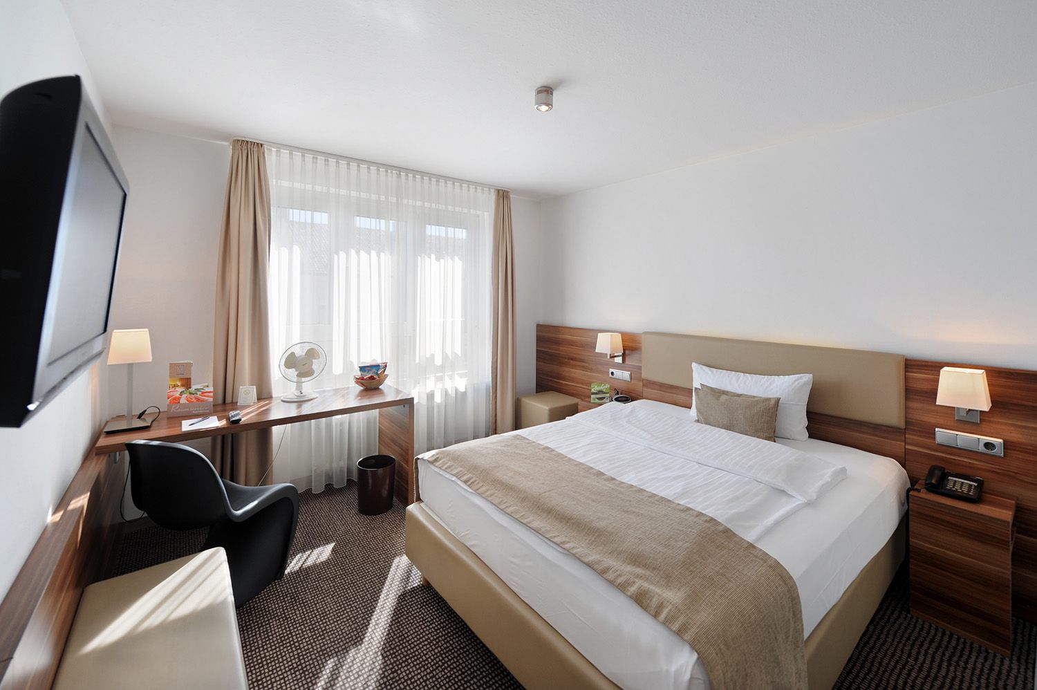 Book your room now at Downtown Vi Vadi Hotel Munich