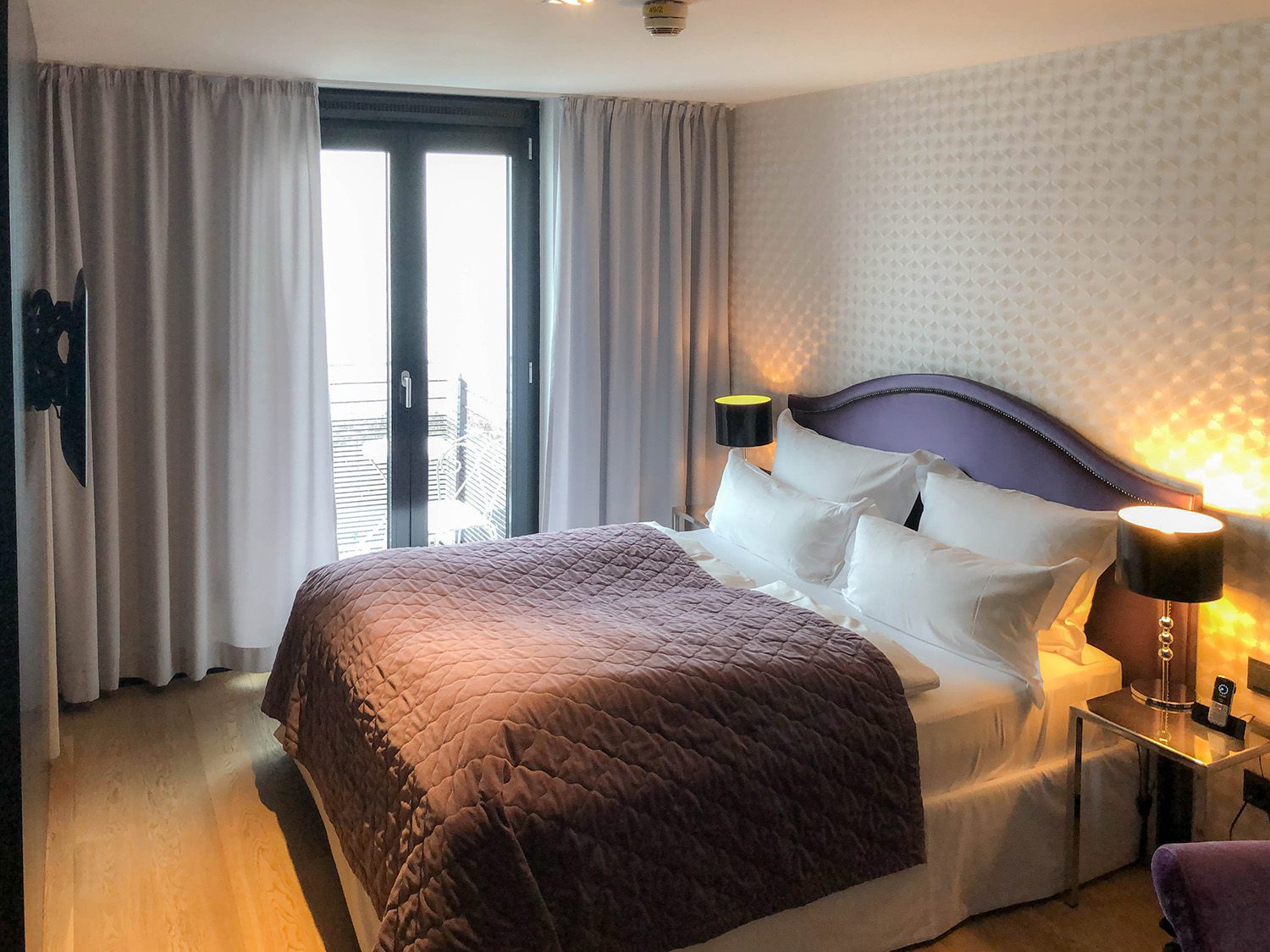 Book your room now at La Mansion Vi Vadi Hotel Munich